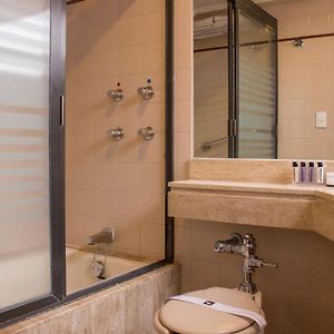 Habitación Estándar con 2 Camas Individuales